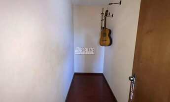 Imagem 15: Casa com 3 Quarto(s) e 3 banheiro(s) para Alugar, 244 m² por R$ 4939 / Mês