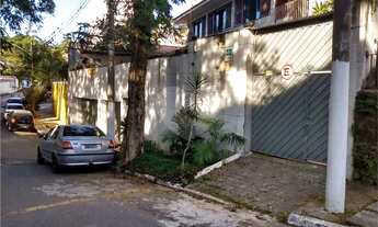 Imagem: Casa com 6 quartos à venda em Vila Albertina