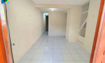 Imagem 2: Casa com 02 quartos para Alugar em Maranguape