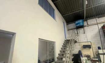 Imagem 5: Imóvel para venda tem 330 metros quadrados com 1 quarto em Arvoredo - Contagem - MG