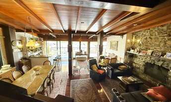 Imagem 7: Casa com 3 quartos, sendo 1suíte, com piscina, na Agronômica/Florianópolis