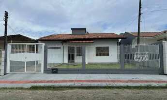 Imagem 2: Casa de 2 Quartos no centro de Palhoça