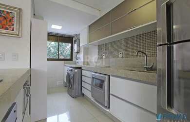 Imagem 7: Aluga-se apartamento com 2 suítes, sacada com churrasqueira, 2 vagas - Petrópoli