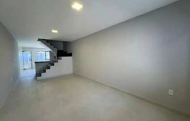 Imagem 5: Casa Duplex Nova à Venda