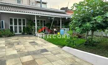 Imagem 2: Casa em Avenida Rachel Wolfrid - Morro Santana - Porto Alegre/RS