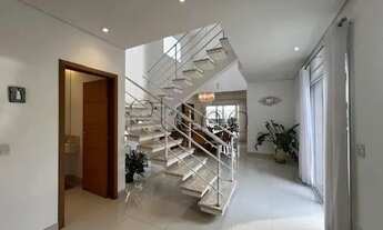 Imagem 2: Sobrado à venda em Vinhedo, Vila Junqueira, com 3 suítes, com 319 m²