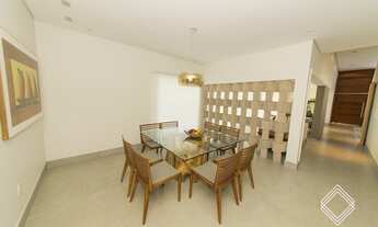 Imagem 5: Casa de condomínio para venda com 385 metros quadrados com 4 quartos