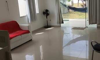 Imagem 7: Casa para venda tem 300 metros quadrados com 5 quartos