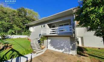 Imagem: Ampla residência com 4 dormitórios (1