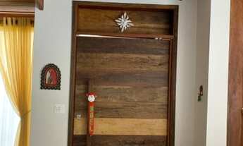 Imagem 4: Casa de condomínio para venda tem 377 metros quadrados com 4 quartos