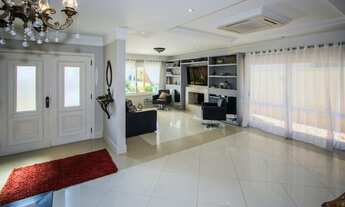 Imagem 2: Casa de condomínio à venda com 217m2, 3 quartos e 2 vagas de garagem no Belém Novo-Porto A