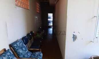 Imagem 6: Casa para venda possui 180 metros quadrados com 3 quartos