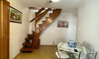 Imagem 4: Cobertura para venda possui 75 metros quadrados com 2 quartos em Passo da Areia - Porto Al