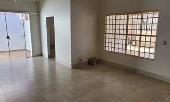 Imagem 3: Oportunidade! Venda de ótima casa documentada na 806 Sul