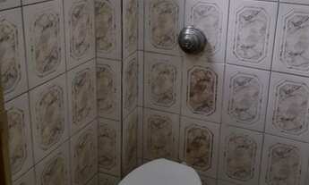 Imagem 7: Prédio pequeno junto à Praça Afonso Pena