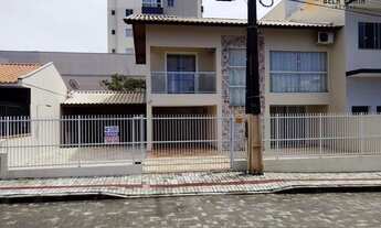 Imagem 1: Sobrado com 4 dormitórios à venda, 168 m² - Itacolomi - Balneário Piçarras/SC