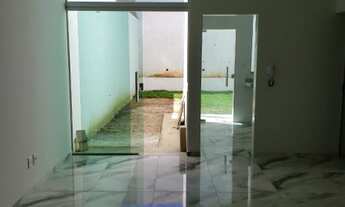 Imagem 5: Excelente casa de luxo, acabamento nobre, com área externa, com 3 quartos, 2 km do Centro