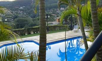 Imagem 4: Casa de condomínio para venda com lindíssimo paisagismo em local privilegiado!