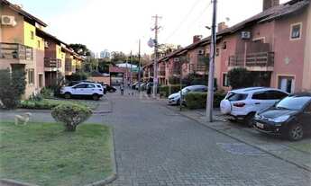 Imagem: Porto Alegre - Casa Padrão - Cavalhada