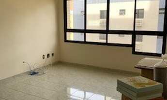 Imagem 4: Apartamento no Gonzaga com 3 Dormitórios Sacada Suíte e Dependência de Empregada - Santos