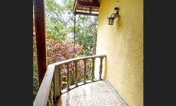 Imagem: Casa em condomínio localizado em Corrêas