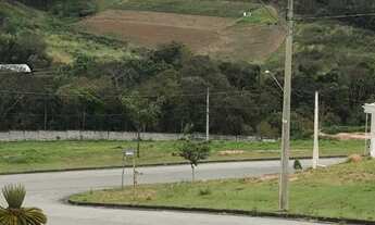 Imagem 4: Casa de condomínio para venda possui 525 metros quadrados em Cambarah - Jarinu - SP