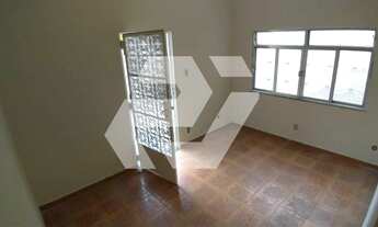 Imagem 6: Casa para venda com 160 metros quadrados com 4 quartos em Bento Ribeiro - Rio de Janeiro