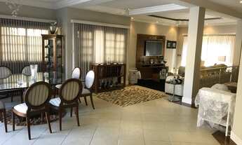 Imagem 4: Linda casa em condomínio de alto padrão na Granja Viana