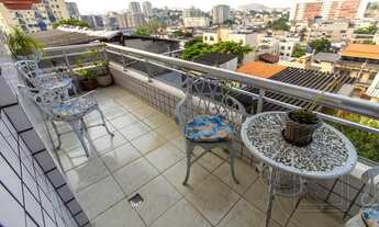 Imagem 7: ASSISTA O VÍDEO DE TOUR VIRTUAL. Ótimo apartamento reformado com varandão e vista livre pa