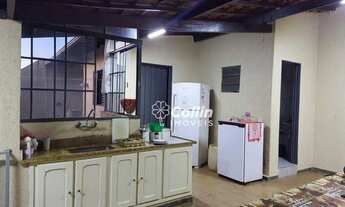 Imagem 3: Casa com 4 dormitórios à venda, 217 m² por R$ 590.000,00 - Jardim São Bento - Uberaba/MG