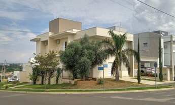 Imagem: Casa para venda com 216 metros. Aceita