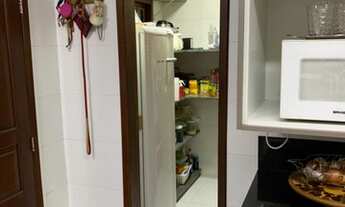 Imagem 7: Casa de condomínio sobrado para venda tem 240 metros quadrados em Glória - Macaé - RJ