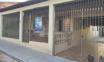 Imagem: Na Vila Bela - Ampla residência próxima