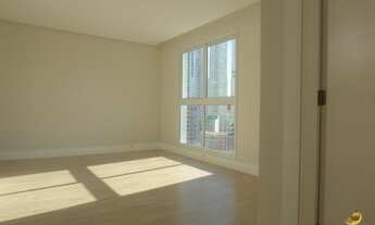 Imagem 3: Phoenix Tower semi mobiliado