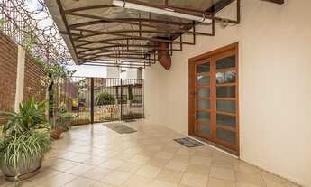 Imagem 2: Porto Alegre - Apartamento Padrão - Petrópolis