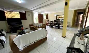 Imagem 2: Apartamento para venda tem 130 metros quadrados com 3 quartos