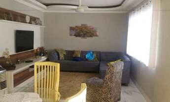 Imagem 3: Casa com Piscina e Churrasqueira