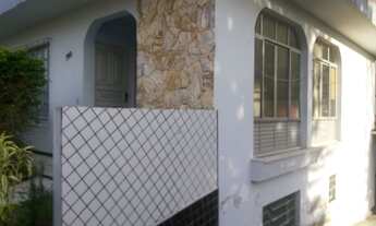 Imagem 2: Casa de 05 Dormitórios, 02 Suítes & 02 Vagas de Garagem no Ipiranga