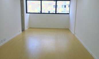 Imagem 2: SALA COMERCIAL DE 30 M² AO LADO DO METRO