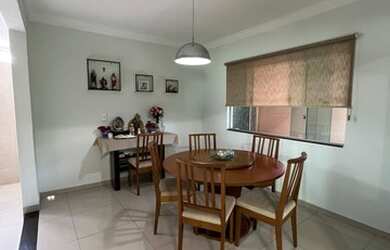 Imagem 3: Casa Térrea | Jardim Planalto | 4 suítes | Porcelanato | riquíssimo em armários