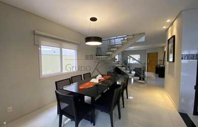 Imagem 3: Casa Condomínio - Urbanova - Residencial Floradas do Paratehy - 4 Dormitórios - 252m²