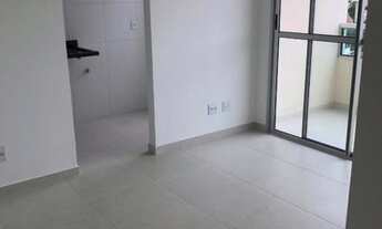 Imagem 2: Apartamento para Venda em Vitória, Maruípe, 2 dormitórios, 1 suíte, 2 banheiros, 1 vaga