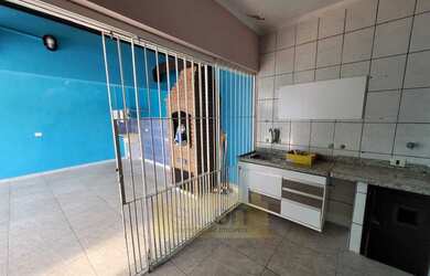 Imagem 7: Sobrado para venda possui 150 metros quadrados com 3 quartos