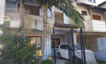 Imagem 1: Porto Alegre - Casa Padrão - Hípica