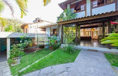 Imagem 2: Casa de 500 metros quadrados no bairro Joá com 4 quartos