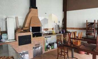 Imagem 7: Casa para aluguel tem 290 metros quadrados com 5 quartos em Alto da Glória - Curitiba - PR