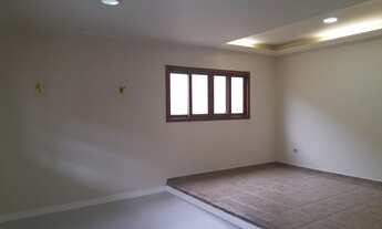 Imagem 3: Sobrado em Condomínio no Jardim Colinas com 4 Dorms sendo 2 suítes