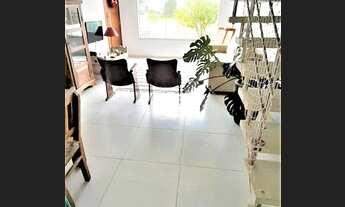 Imagem 4: Casa para venda tem 166 metros quadrados com 3 quartos em Pântano do Sul - Florianópolis