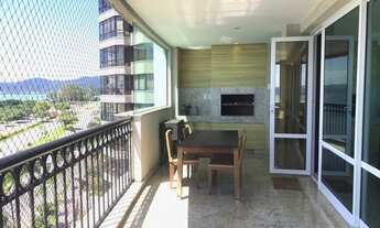 Imagem 2: Apartamento para venda possui 316 metros quadrados com 4 quartos em Agronômica - Florianóp