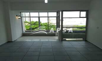 Imagem 3: EXCELENTE SALA COMERCIAL COM 43M², COM ESPAÇO PARA SALA DE ESPERA OU RECEPÇÃO, COPA, BANHE